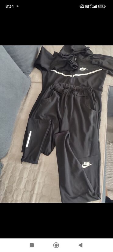 Gornji i donji deo: Nike, M, bоја - Crna — 13