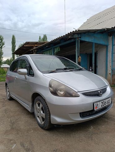 Honda: Honda Fit: 2003 г., 1.3 л, Вариатор, Бензин, Хэтчбэк