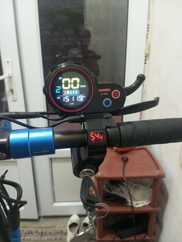 Elektrikli samokatlar: İşlənmiş Elektrik samokat 10", 501 - 750 Vt, > 45 km/s, Pulsuz çatdırılma — 8