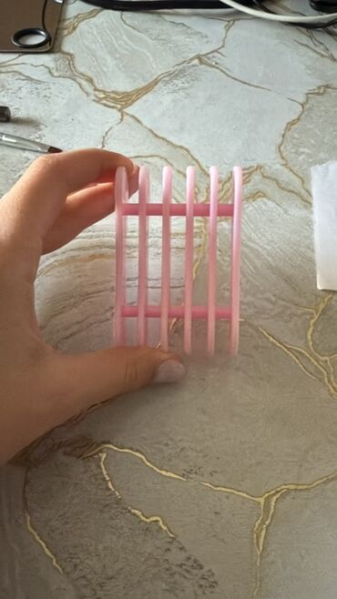 Manikür, pedikür aparatları: Manikür üçün avadanlıq dəsti tək tək də satılır hər biri Tərkib: - — 18