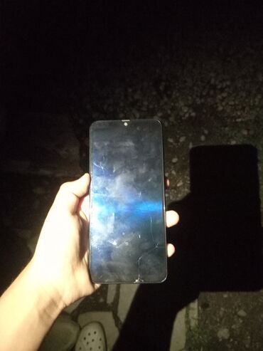 мобильные телефоны кнопочный: Samsung Galaxy A30, Б/у, 64 ГБ, цвет - Черный, 2 SIM