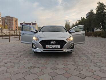 самые дешёвые авто: Hyundai Sonata: 2018 г., 2 л, Автомат, Газ, Седан