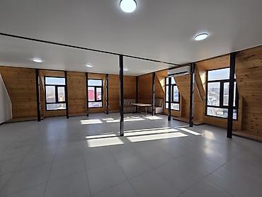 Аренда офисов: Аренда офисов, 70 м², В бизнес центре, С видом на горы, 1 линия, С оборудованием — 5