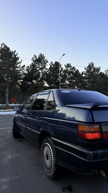 Volkswagen: Volkswagen Passat: 1991 г., 1.8 л, Механика, Бензин, Седан — 6