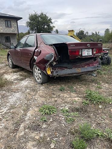 Продажа авто: Toyota Camry: 2000 г., 2.2 л, Автомат, Бензин, Седан — 1