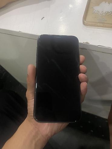 mac mini 4: IPhone 11, цвет черный - Экран 6.1", Liquid Retina HD (IPS), True — 5