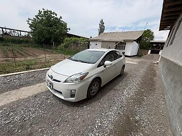 ланкрузер 470: Toyota Prius: 2010 г., Автомат, Гибрид, Лифтбек — 2