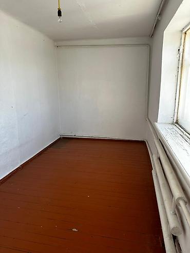 Продажа квартир: 4 комнаты, 82 м², Индивидуалка, 2 этаж, Старый ремонт — 3