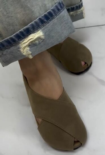 спортивный мешок: Эркектердин сандалийи, 37, Birkenstock, Колдонулган, түсү - Күрөң, Өзү алып кетүү