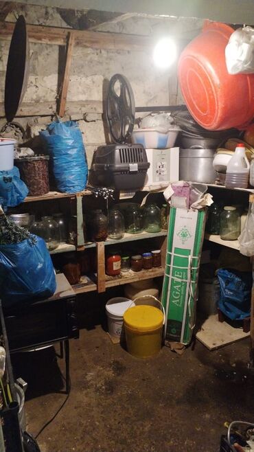 Həyət evləri və villaların satışı: Bakıxanov qəs. 3 otaqlı, 100 kv. m, Orta təmir — 18