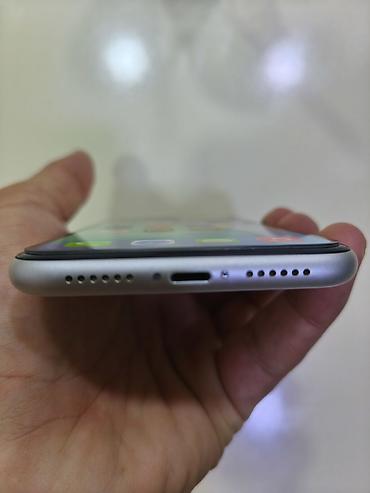 iphone 11 dubayski: IPhone 11, Ağ, Face ID — 5