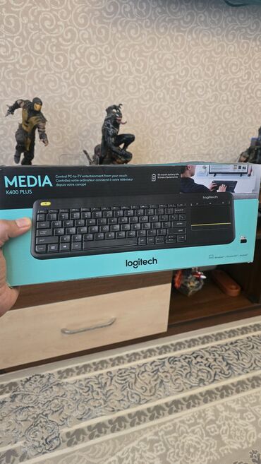 samsung r60 plus: Logitech k400 plus