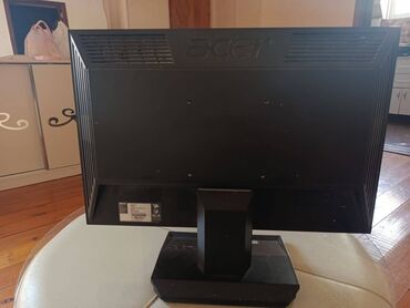 acer dx650: Kompüter monitoru satılır 60 AZN heç bir problemi yoxdur