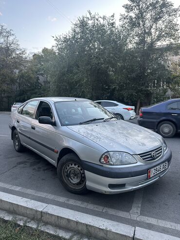 chr toyota: Toyota Avensis: 2001 г., 1.8 л, Автомат, Бензин, Хэтчбэк