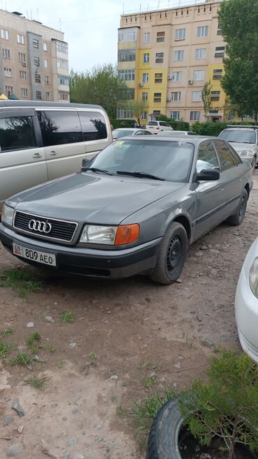 старушка ауди: Audi 100: 1991 г., 2 л, Механика, Бензин, Седан