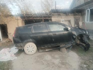 битую машину: Honda Stream (правый руль) — на разбор.год 2005 обим 2 срочно продам — 1