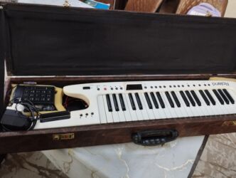 Sintezatorlar: Sintezator, Roland, İşlənmiş, Ünvandan götürmə -da lalafo.az — 1 Sintezatorlar: Sintezator, Roland, İşlənmiş, Ünvandan götürmə — 1