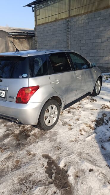 toyota camry 2007: Toyota ist: 2002 г., 1.3 л, Автомат, Бензин, Седан