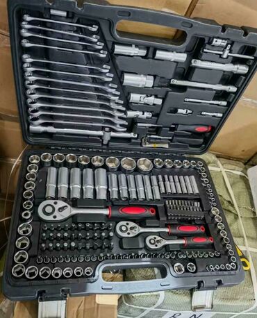 набор инструментов в баку: Açar dəsti yeni keyfiyyətli 216pcs
Açar dəsti 
Nabor dəsti
