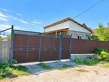 киевская советская: Продается дом с Беловодск ул Камарова — 1