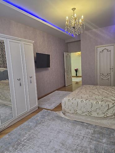 Сниму квартиру: 3 комнаты, 140 м² — 3