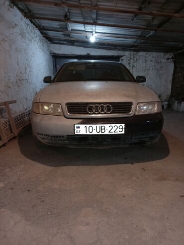 Audi: Audi A4: 1.8 л | 2000 г. Седан