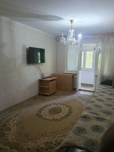 3х комнатная квартира в джале: 3 комнаты, 60 м², 104 серия, 2 этаж, Косметический ремонт
