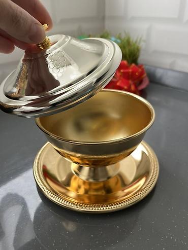 qoz lepesi: Konfet, cerez, lokum qabi. Yenidir, 1 ededdir — 2