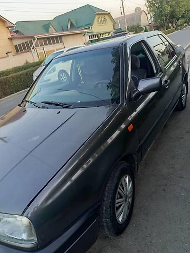 диска вента: Volkswagen Vento: 1993 г., 1.6 л, Механика, Бензин, Седан — 2