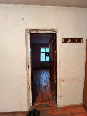 продаю дом в рабочем городке: Сдаю дом под цех, айни астровская 
Вообще без ремонта