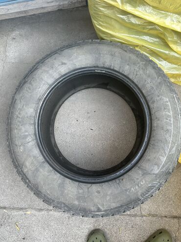 купить бескамерные диски на камаз под клинья: Шины 285 / 60 / R 18, Зима, Б/у, Комплект, Внедорожные (АТ/МТ), Япония, Bridgestone