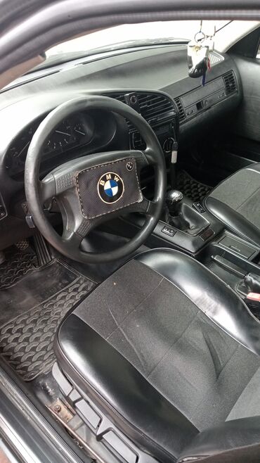 BMW 316: 1.6 л | 1993 г. Седан