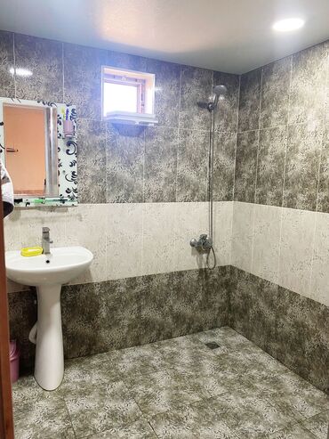 Həyət evləri və villaların satışı: 4 otaqlı, 160 kv. m, Kredit yoxdur, Orta təmir — 13