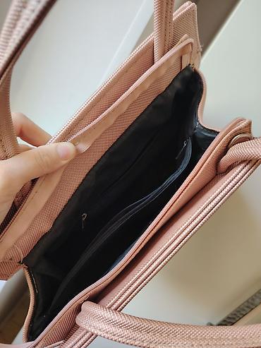 bershka çanta: Əl çantası – pudra/çəhrayı rəng Yalniz ustunun dəmiri duşub itib. Bir — 3