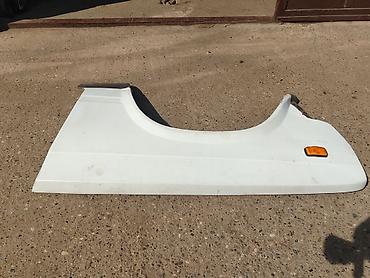 Auto delovi: Prednje levo krilo Lada 2104 Karavan, Lada 2105, Lada 2107 Riva. U — 9