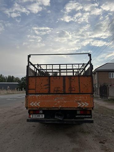 Продажа авто: Mercedes-Benz : 1995 г., Дизель, Фургон — 4