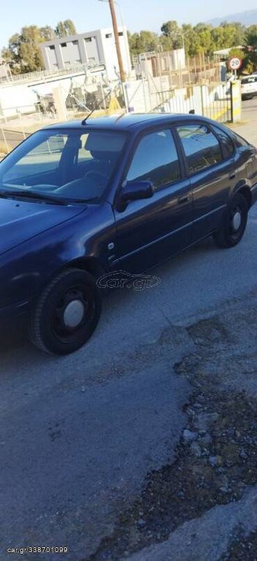 Toyota: Toyota Corolla: 1.4 l. | 2002 έ. Λιμουζίνα — 2