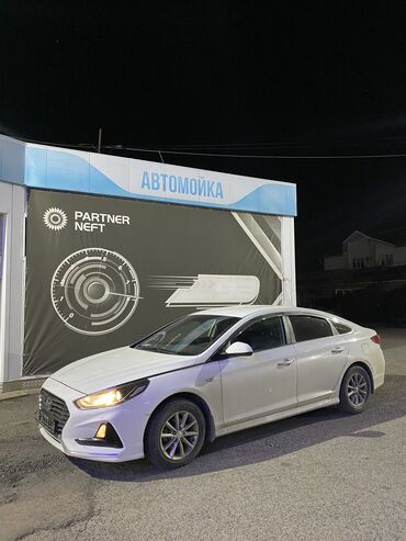 Hyundai: Hyundai Sonata: 2018 г., 2 л, Типтроник, Газ, Седан