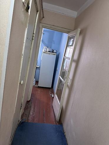 Mənzillər: Bakı, 1 otaqlı, Köhnə tikili, m. Neftçilər, 38 kv. m — 9