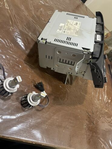 Digər avtoelektronika: Məhsul: Avtomobil multimedia başlığı + H7 LED faralar dəsti MARKA — 7