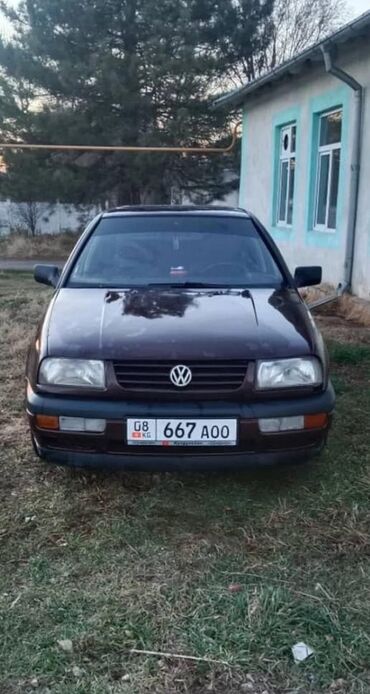 токмок машина кж: Volkswagen Vento: 1993 г., 1.8 л, Механика, Бензин, Седан
