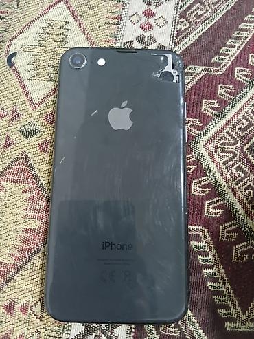 dubai iphone 15: IPhone 8, Qara, Qırıq — 1