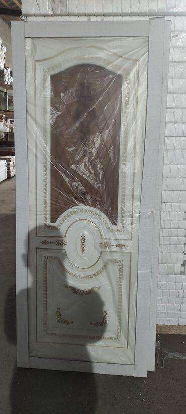 Otaq qapıları: Rusiya istehsalı
qapı modeli 
Zamok
Petlələr
Çərçivələr
Naliçniklər — 26