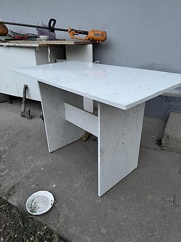 study table: Стол прямоугольный из ЛДСП под мрамор - Тип: обеденный/рабочий стол - — 2