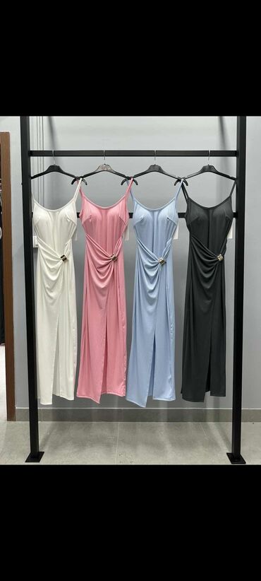 haljine za punije dame sa stomakom: Zara One size, bоја - Šareno, Večernji, maturski, Na bretele