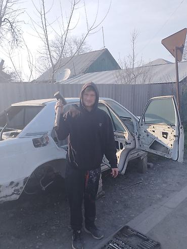 sprinter bazar: Все запчасти на,Мерс190 (седан, белый) под разбор/на запчасти — 4