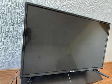 stara peć na drva: Vivax Smart Tv