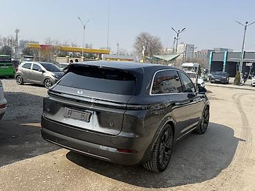 Lixiang: Lixiang L7: 2025 г., 1.5 л, Гибрид, Кроссовер — 3