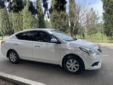 nisan altima: Nissan Sunny: 1.2 l | 2015 il Sedan — 2