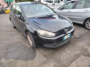 pumpica za karburator: KOMPLETAN AUTO U DELOVIMA ZA VOLKSWAGEN GOLF 6 OD 2008. DO 2013. GOD — 2